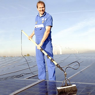 Tsatsis und Wucherpfenning - Leistungen - Geb&auml;udereinigung - Fassadenreinigung